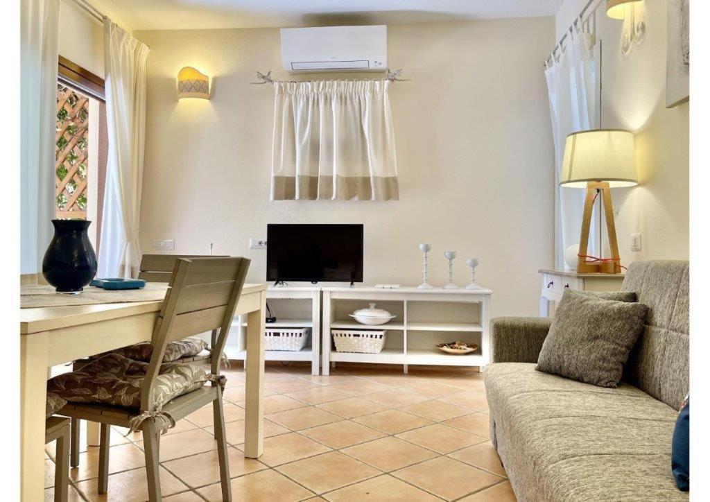 Appartamento Le Residenze Sul Mare B6 Porto Ottiolu Esterno foto