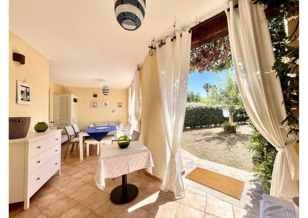 Appartamento Le Residenze Sul Mare B6 Porto Ottiolu Esterno foto